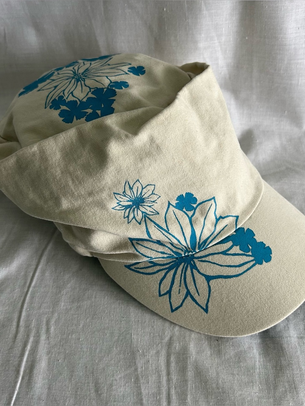 Vintage HARLEY DAVIDSON Seattle WA Cadet Hat Women's Y2K Floral Cap Cream Teal